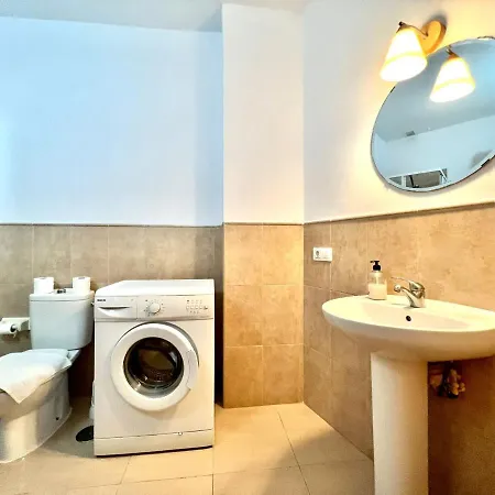 Coqueto Estudio Bien Comunicado, Wifi Gratis, A 50 M De La Playa En Puerto De La Cruz