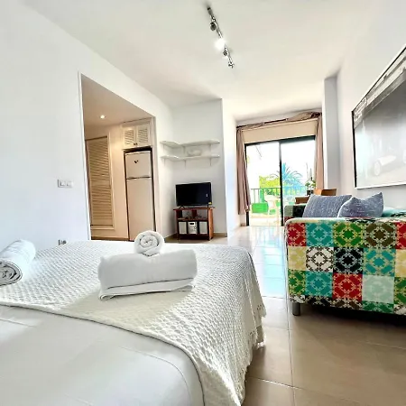 Coqueto Estudio Bien Comunicado, Wifi Gratis, A 50 M De La Playa En Puerto De La Cruz Puerto de la Cruz (Tenerife)
